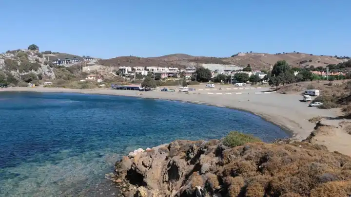 Burayı yalnızca yerlisi biliyor: İzmir’in saklı cenneti Orşal Koyu’na nasıl gidilir?