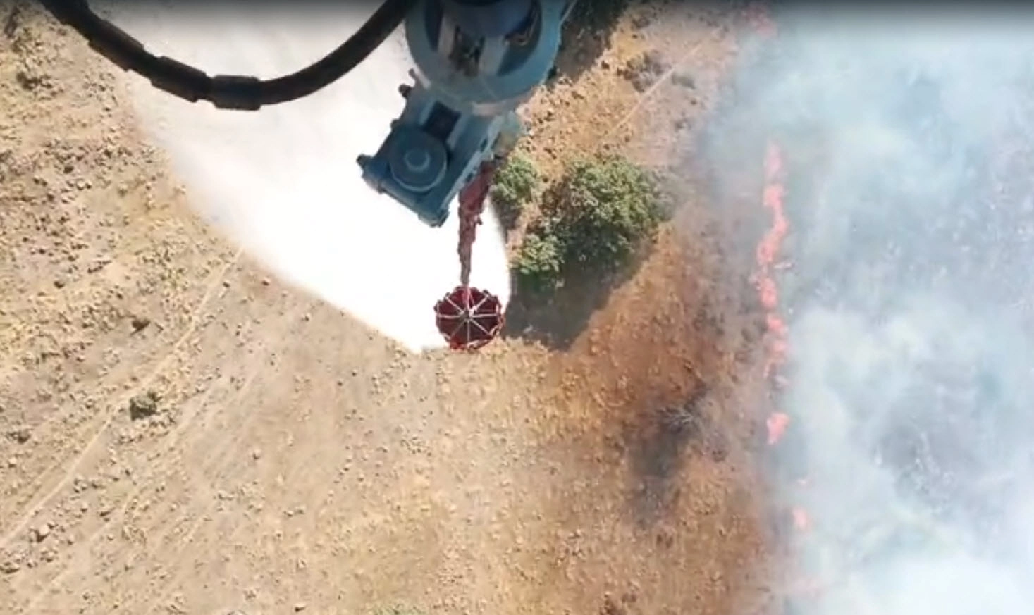 İzmir Aliağa’da yangın! başlıklı video haberin görseli