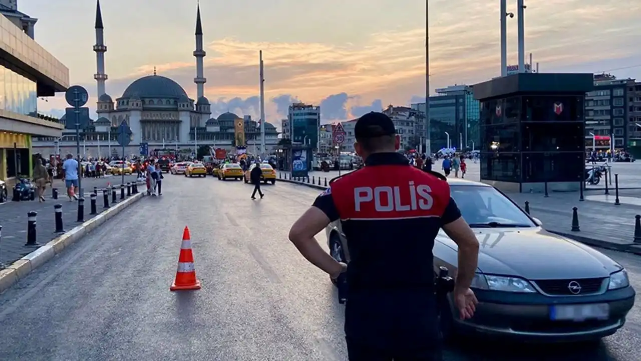 Polisten huzur uygulaması: 513 şüpheli gözaltında! haberinin görseli