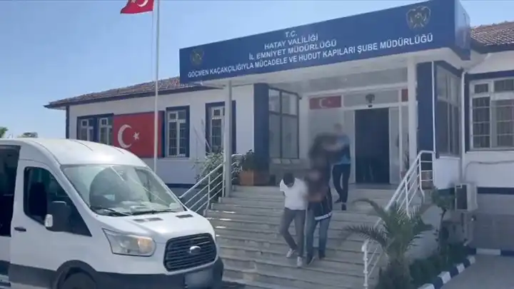 Göçmen kaçakçılarına dev operasyon: 273 şüpheli yakalandı!