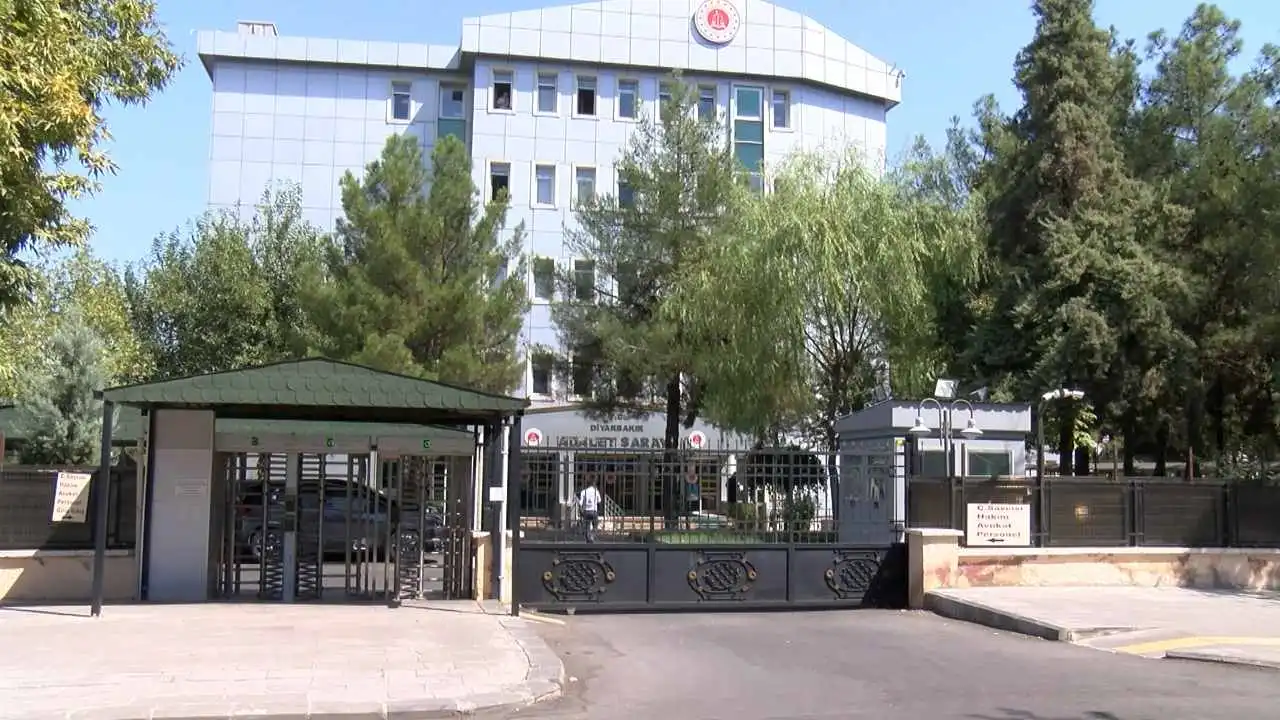 Narin Güran cinayetinde yeni gelişme: Diyarbakır Barosu, katılma talebinin reddine itiraz etti haberinin görseli