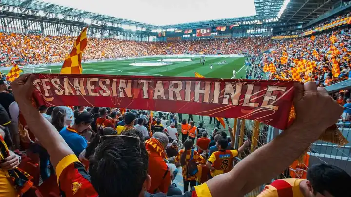 Göztepe taraftarından 100. yıl için çağrı