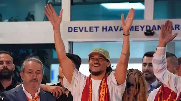 Yıldız futbolcu Leroy Sane'nin Galatasaray'ı tercih etmesinin sebebi belli oldu!