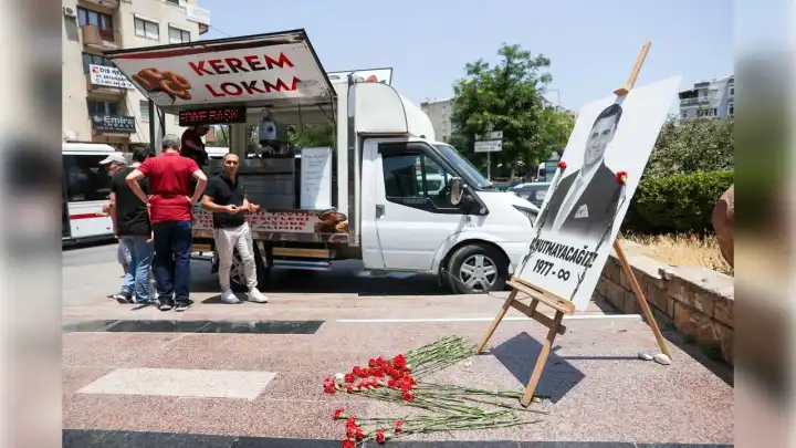 Buca Belediyesi’nden Ferdi Zeyrek için hayır