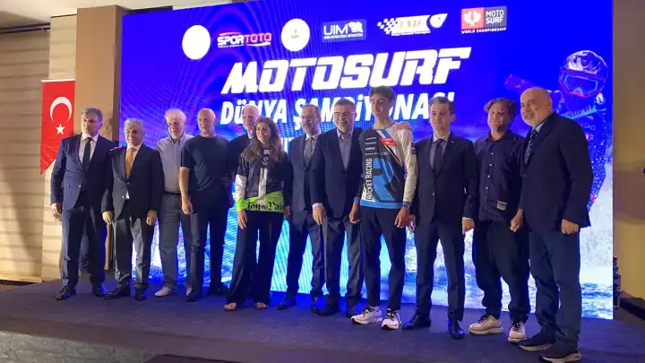 Çeşme’de Motosurf rüzgârı esecek!