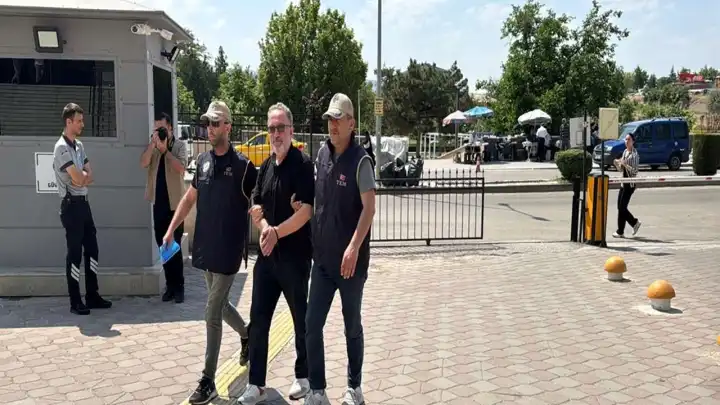 FETÖ hükümlüsü eski emniyet müdürü yakalandı