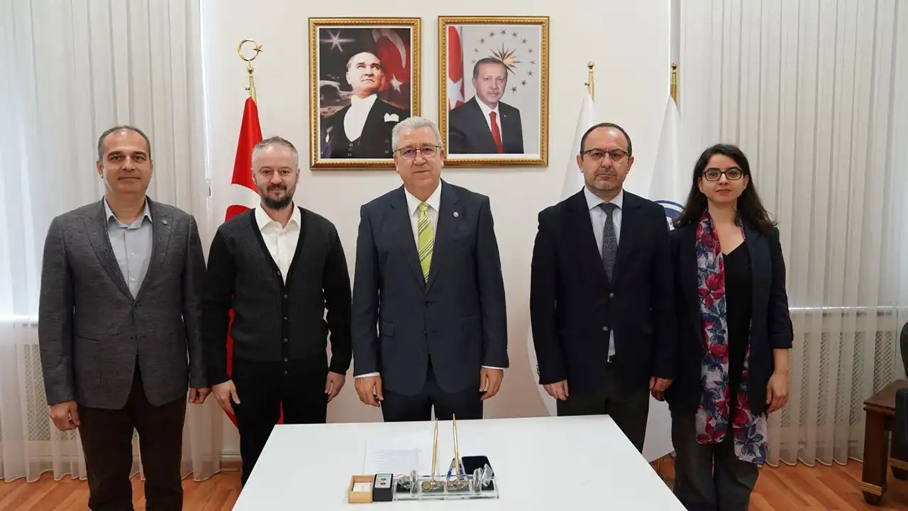 İzmir'de Kırmızı Yanaklı Su Kaplumbağası araştırılıyor haberinin görseli