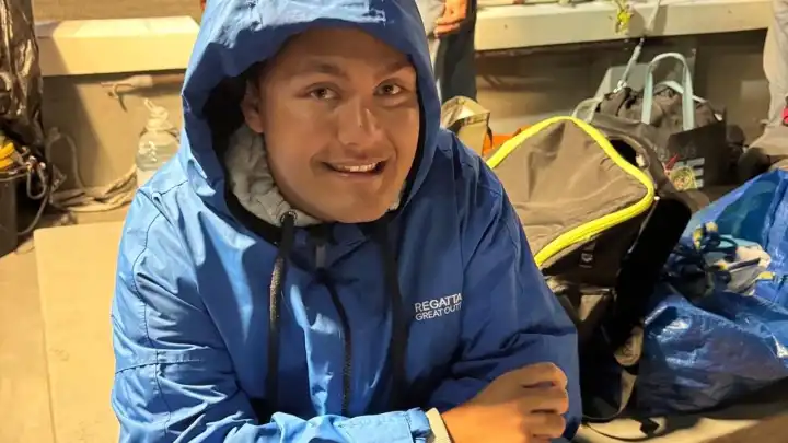 Otizmli sporcu Tuna Tunca, Manş Denizi'ni geçmek için bir kez daha kulaç atıyor