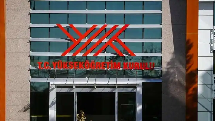 Rektör yardımcısının  profesörlük  oyunu: YÖK son noktayı koydu!