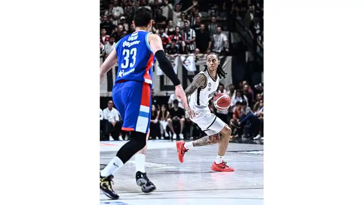 Beşiktaş, Anadolu Efes’i evinde devirdi, adını finale yazdırdı 