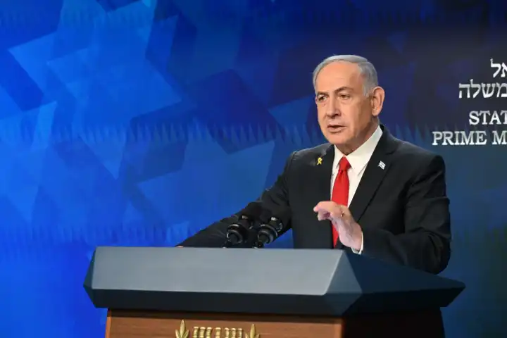 Netanyahu: Tahran’a giden yolu açtık, İran rejimine ait her hedef vurulacak