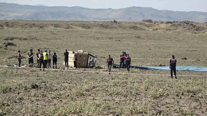 Aksaray'da sert iniş yapan sıcak hava balonu sürüklendi: Ölü ve yaralılar