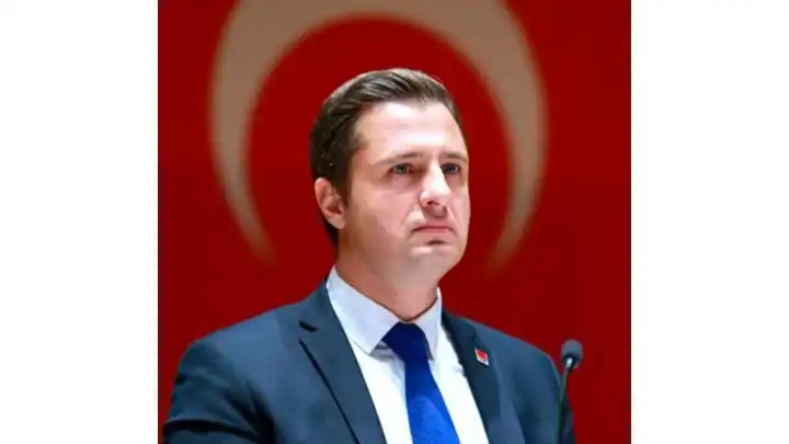 CHP’li Yücel’den Babalar Günü paylaşımı 