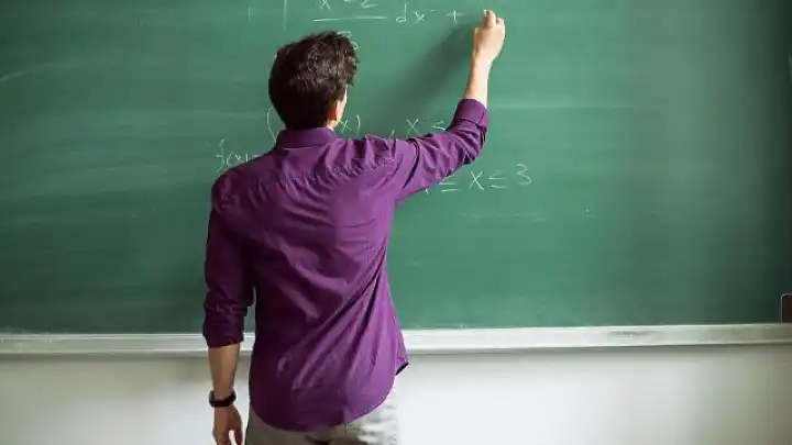 15 bin sözleşmeli öğretmen ataması sözlü sınavı ne zaman? Sınav giriş belgeleri erişime açıldı
