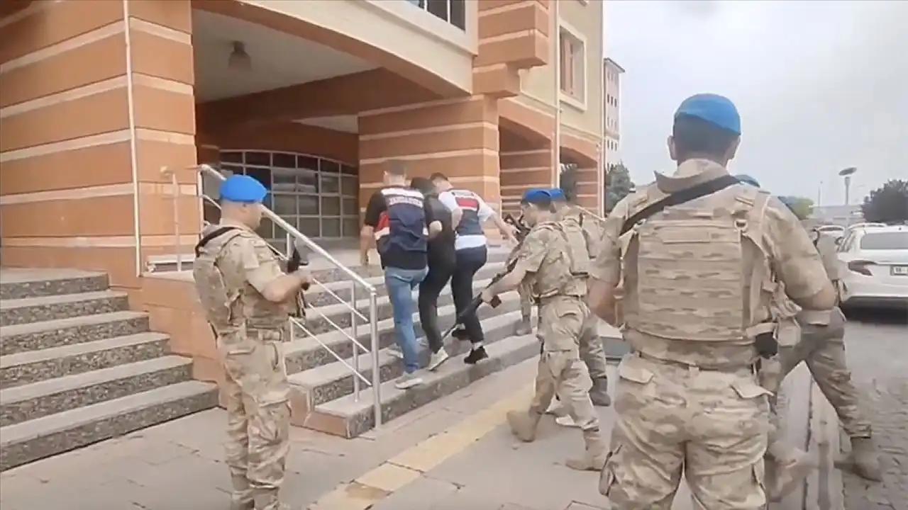 18 ilde DEAŞ'a operasyonu: 39 gözaltı haberinin görseli