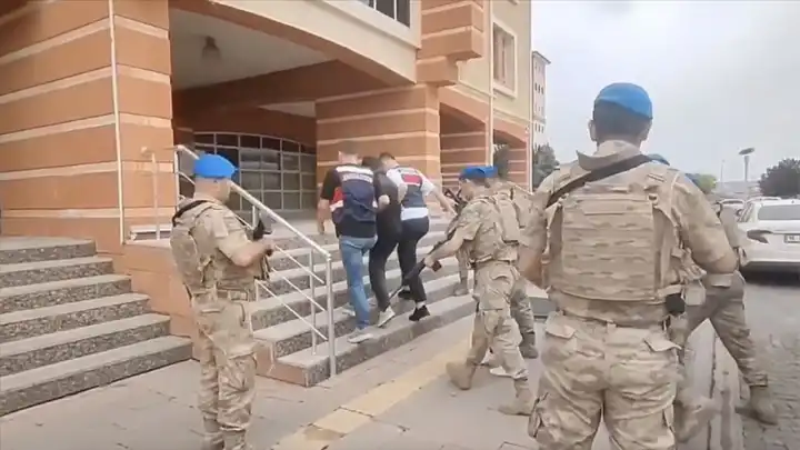 18 ilde DEAŞ'a operasyonu: 39 gözaltı