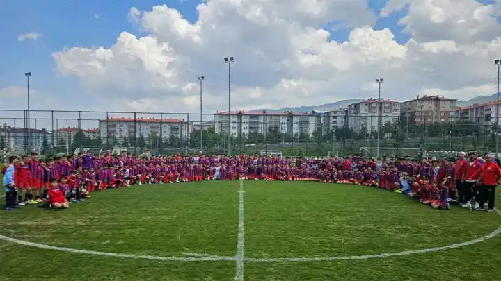 Altınordu, Palandöken’de sezona şık final yaptı 