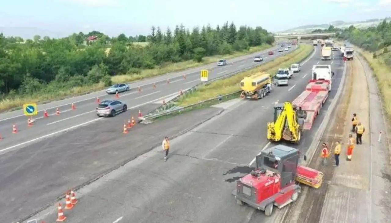 Anadolu Otoyolu’nda onarım çalışması: İstanbul yönü 5 gün trafiğe kapanıyor haberinin görseli