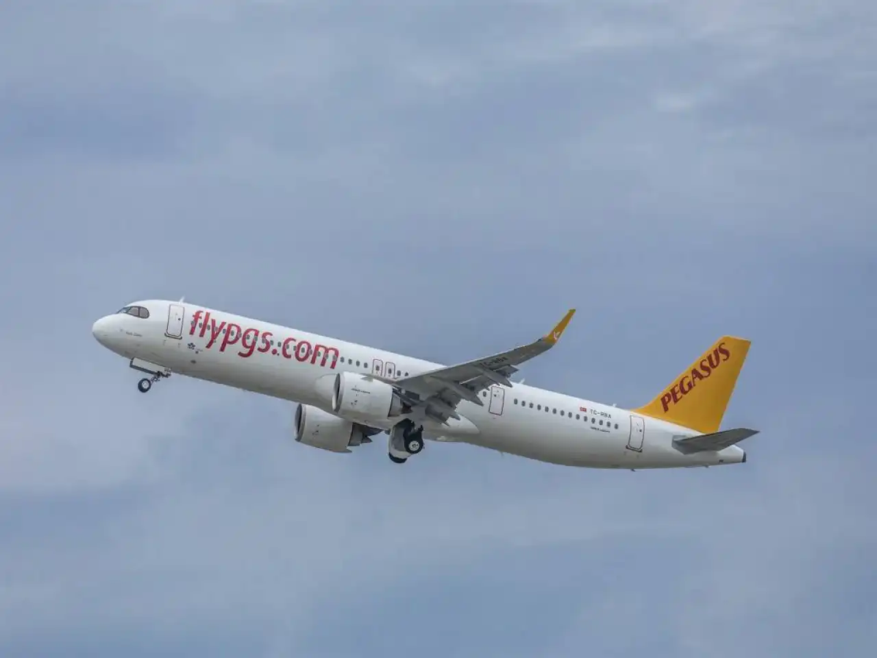 Hava sahaları kapandı, Pegasus'un uçakları İran ve Irak’ta kaldı haberinin görseli