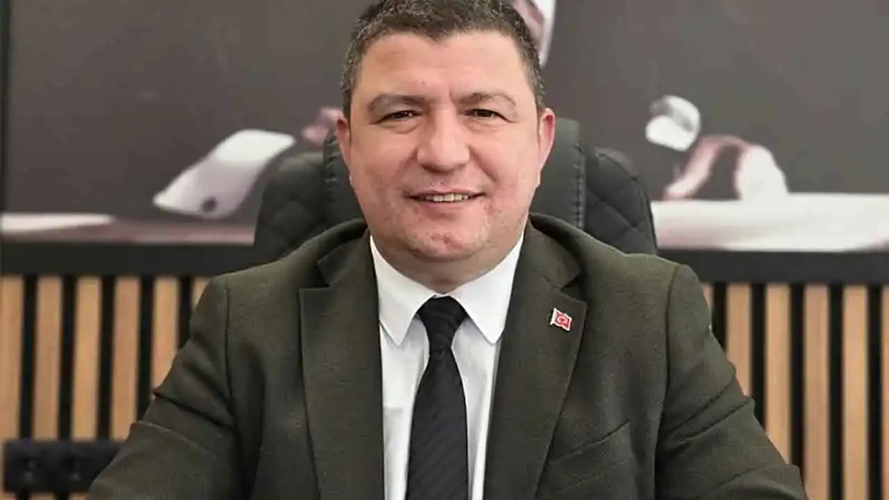 Tire’deki yangının ardından Okuroğlu’ndan açıklama: Soğutma çalışmaları sürüyor  haberinin görseli