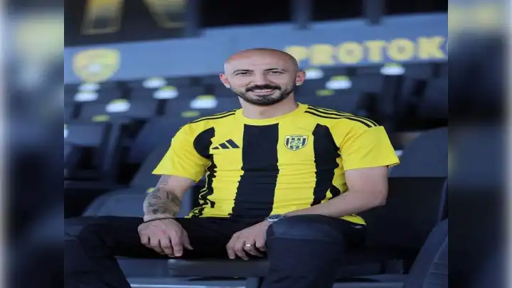 Aliağa FK, Ahmet İlhan Özek'le anlaşma sağladı