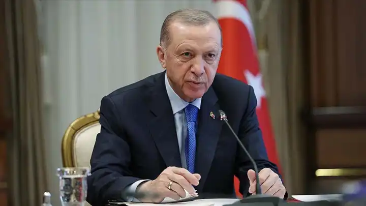 Cumhurbaşkanı Erdoğan ile BAE Lideri Bin Zayid telefonda görüştü