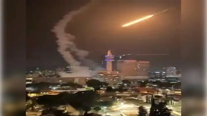 İran'dan İsrail'e yeni bir füze saldırısı
