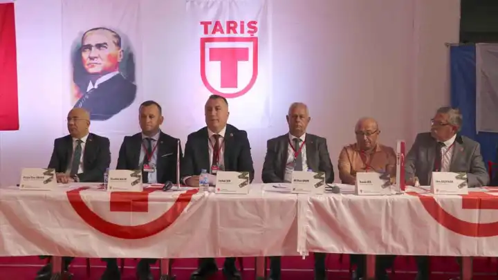 Tariş Üzüm Tarım Satış Kooperatifleri Birliğinde olağanüstü genel kurulu gerçekleşti