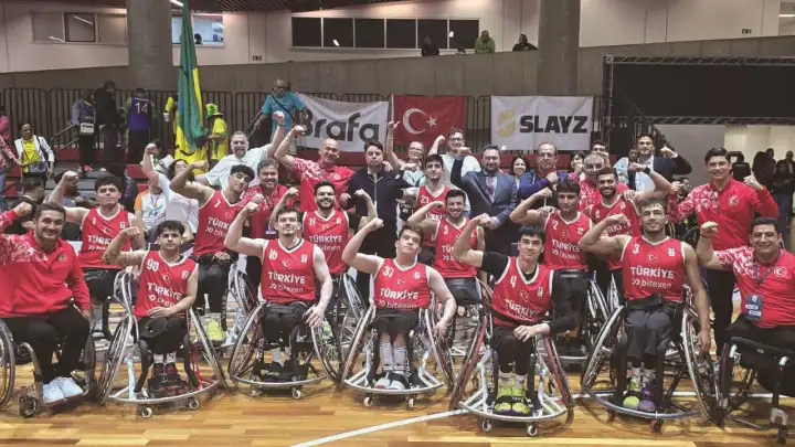 İzmir’in cesur yürekleri çeyrek finalde 