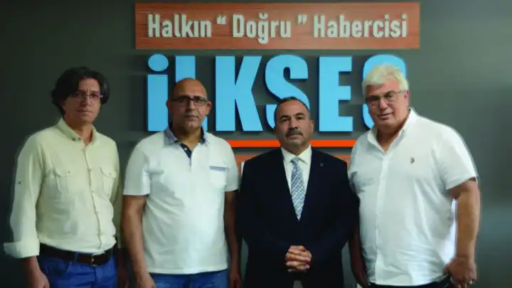 İZTO temsilcilerinden İLKSES Gazetesi’ne destek ziyareti