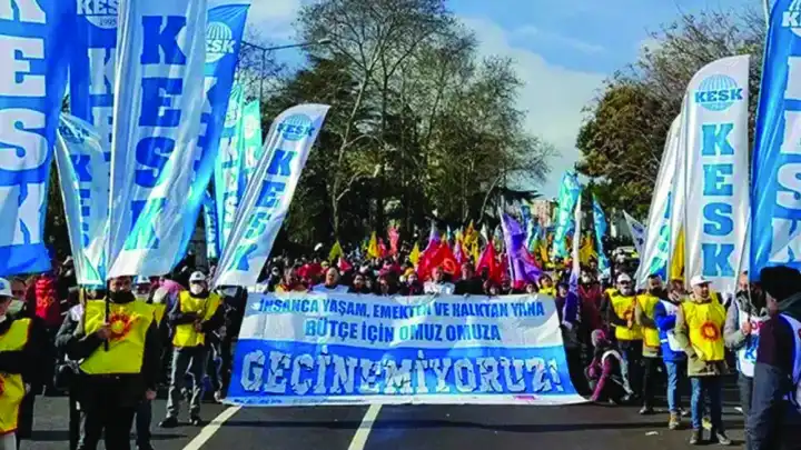 KESK İzmir’den belediyelerdeki işçi krizine tepki: İşten çıkarmalar derhal durdurulmalı