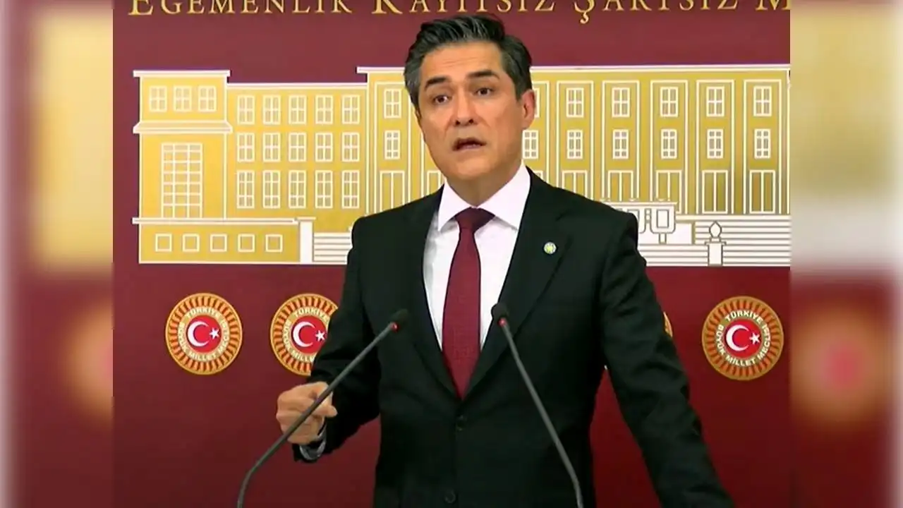 Buğra Kavuncu: Taşıyabilecekseniz makamlara oturmalısınız haberinin görseli