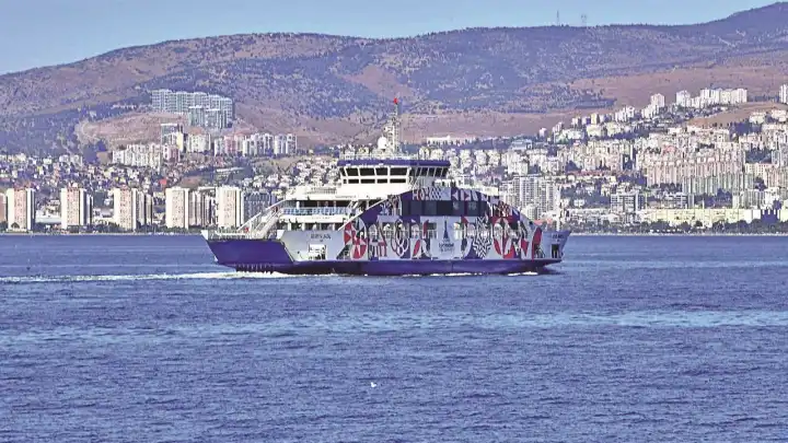 İzmir'de feribot ücretlerine zam