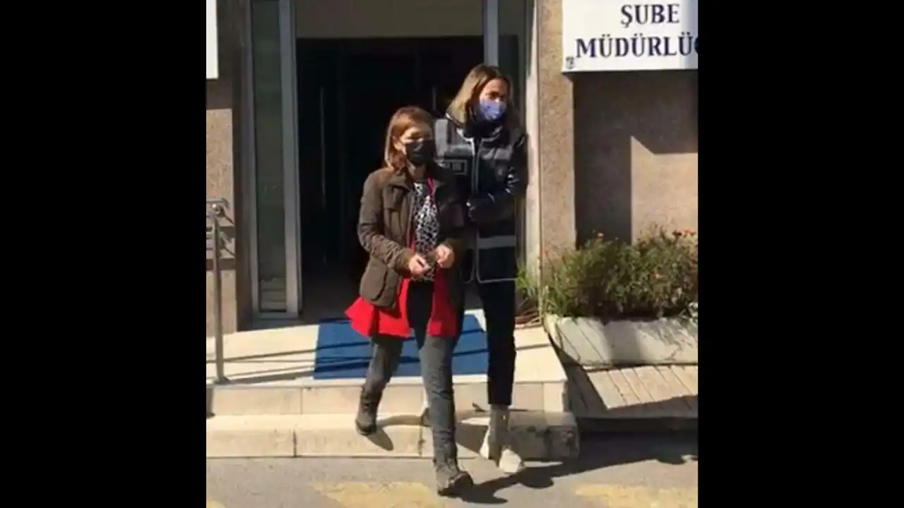 Karabağlar'da emniyet kemeriyle boğarak öldürdü: Yargıtay cezayı az buldu, yeniden yargılandı haberinin görseli