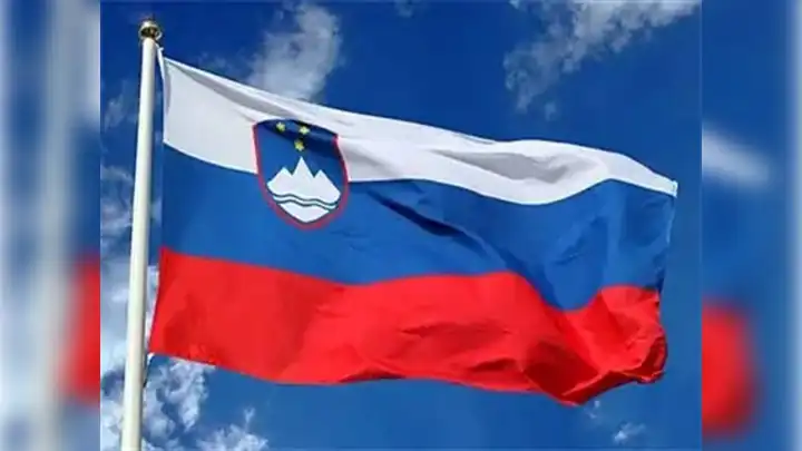 Slovenya, İran'daki diplomatlarını tahliye etti