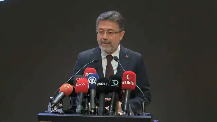 Tarım ve Orman Bakanı Yumaklı’dan orman yangınlarına karşı uyarı
