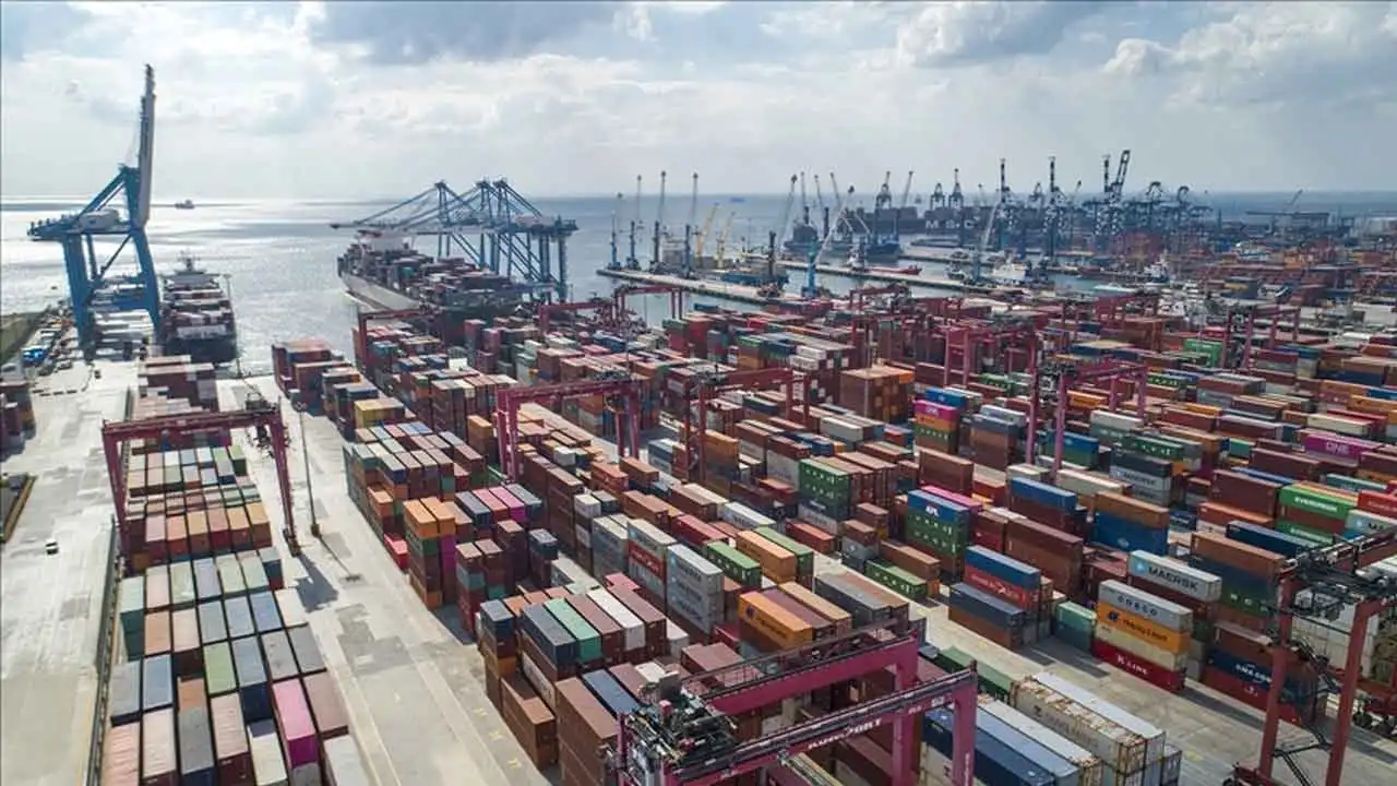 Türkiye'de 46 ilin ihracatı yılın ilk 5 ayında arttı haberinin görseli