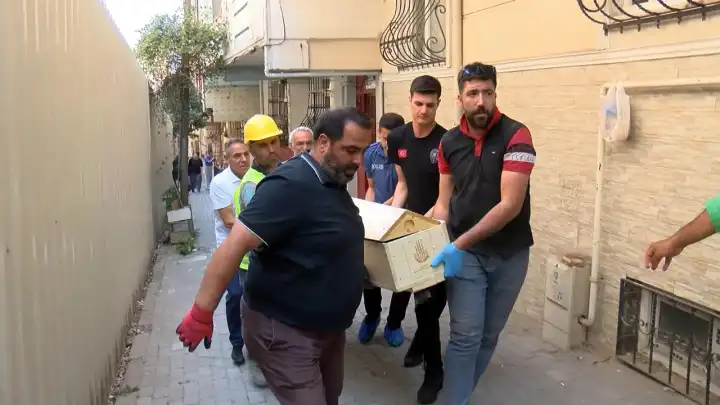 İstanbul’da aile içi tartışma kanlı bitti: Babasını öldüren oğlu polisi arayarak haber verdi