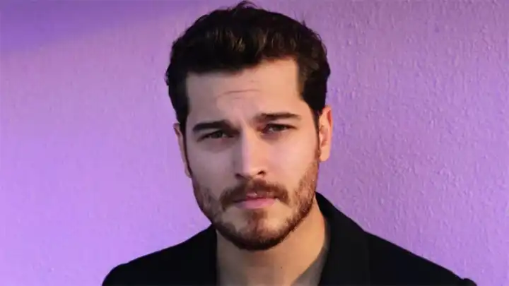 Çağatay Ulusoy komşudan vatandaşlık aldı