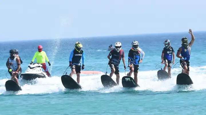 Çeşme’de Dünya Motosurf Şampiyonası heyecanı: Türkiye'yi 5 sporcu temsil ediyor