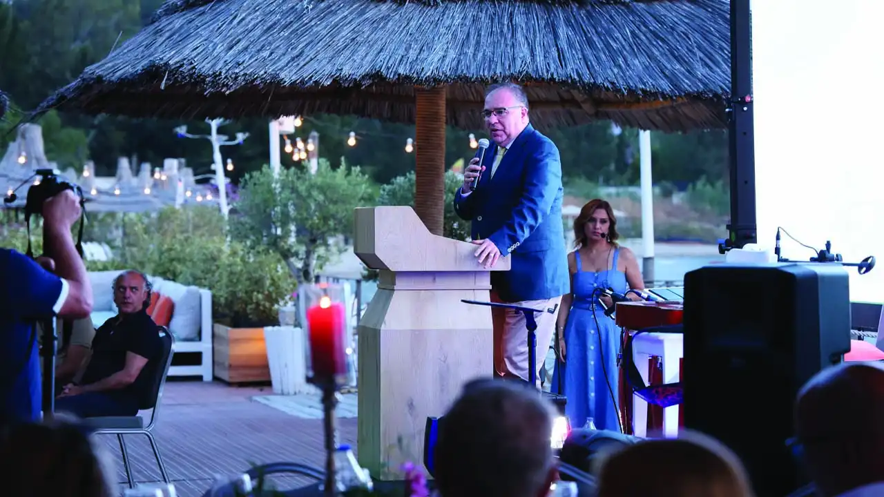 Kaymakam Mehmet Türköz, Foça'ya veda etti haberinin görseli