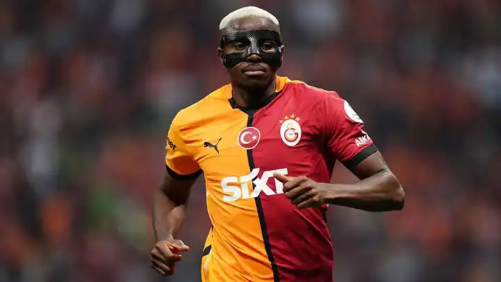 Osimhen transferinde flaş gelişme!