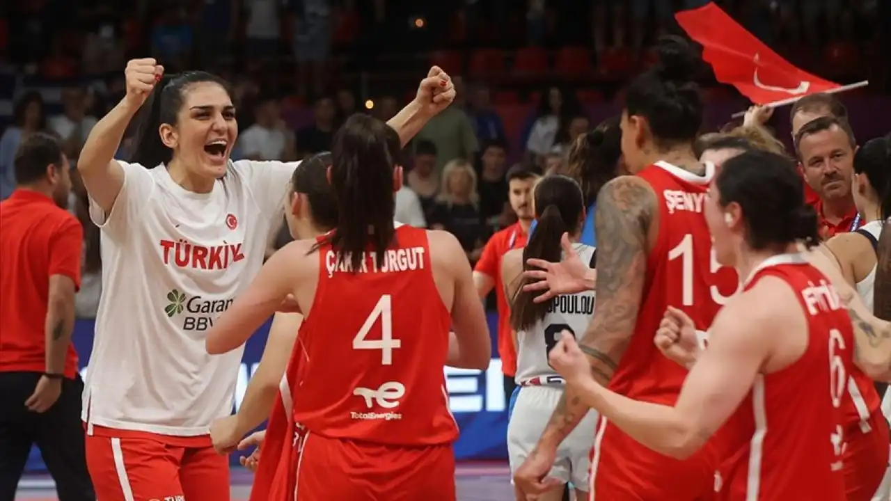 Potanın Perileri Yunanistan’ı devirdi, çeyrek finale yükseldi haberinin görseli