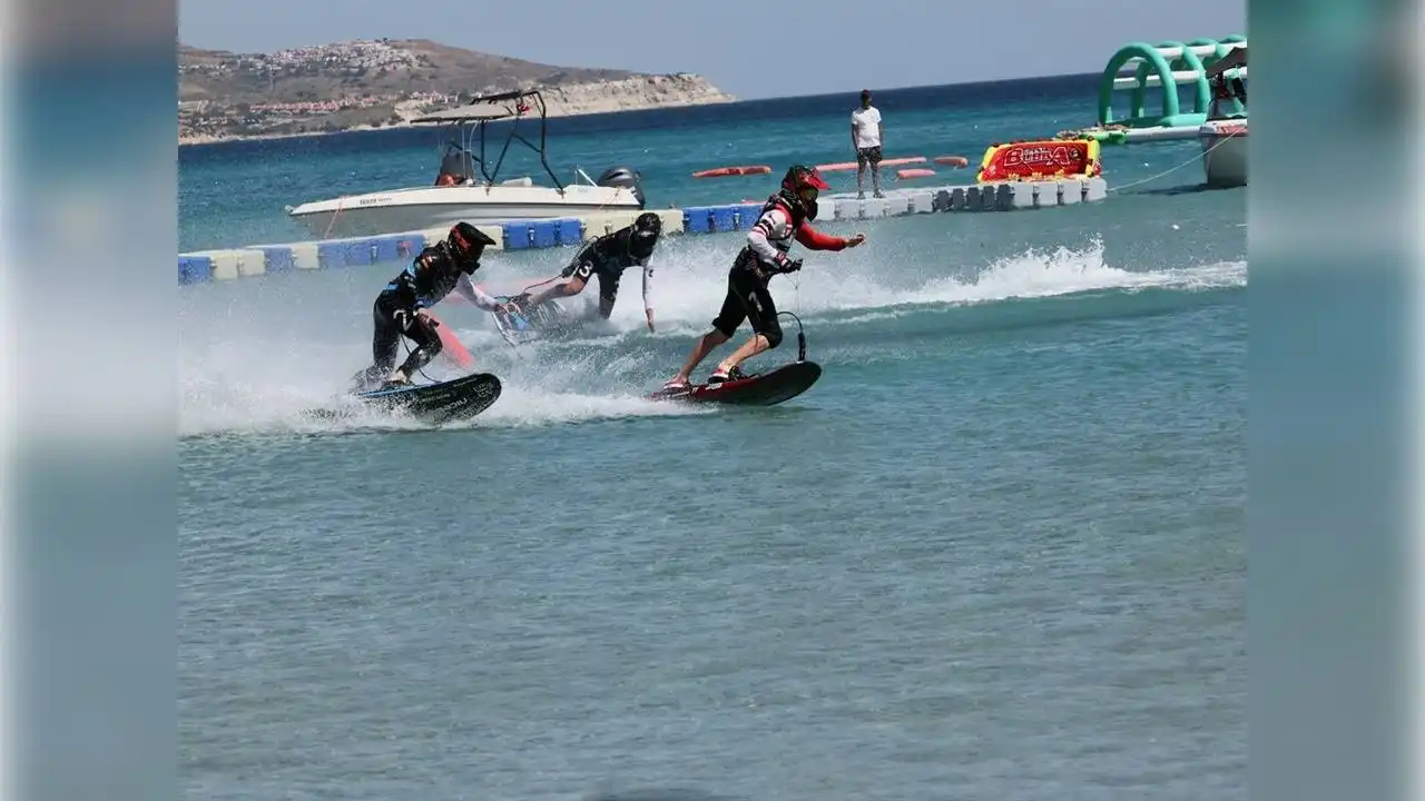 Dünya Motosurf Şampiyonası sona erdi haberinin görseli