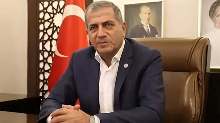 İYİ Partili Kırkpınar’dan 8 soruluk İzmir’in Çernobil’i önergesi