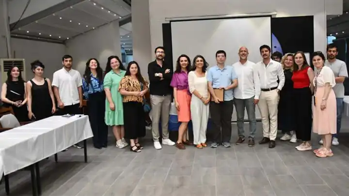 İzmir Barosu, mültecilerin haklarını tartıştı 