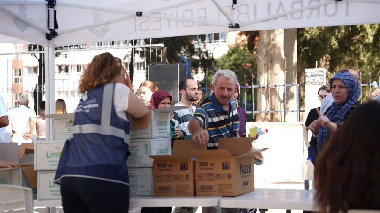Torbalı heyecanlı velileri yalnız bırakmadı haberinin görseli