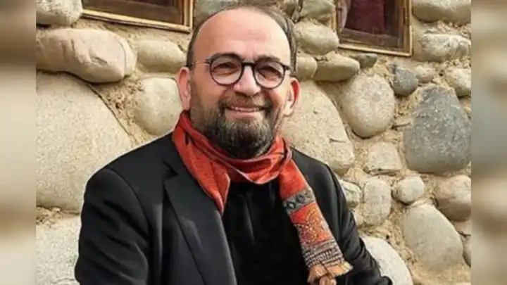 Ünlü yapımcı hayatını kaybetti!