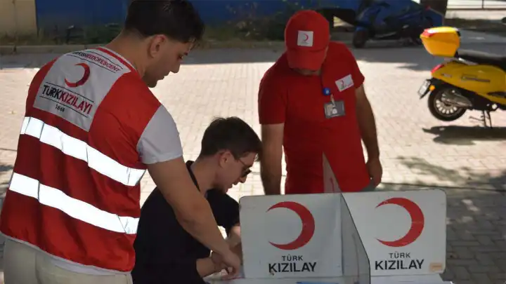 Ege Üniversitesinde Kan Bağışı Projesi
