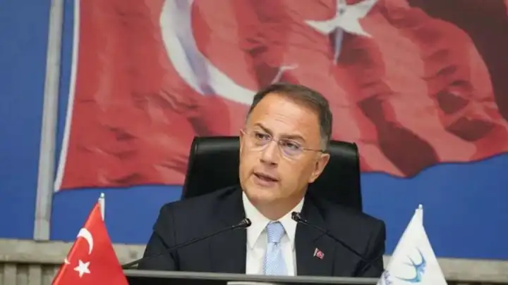 İBB soruşturmasında flaş gelişme: Eski başkan hastaneye kaldırıldı